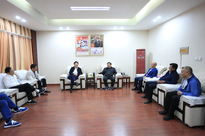 政企攜手謀發(fā)展 許成倉會(huì)見安徽省六安市企業(yè)家聯(lián)合會(huì)倪永培一行